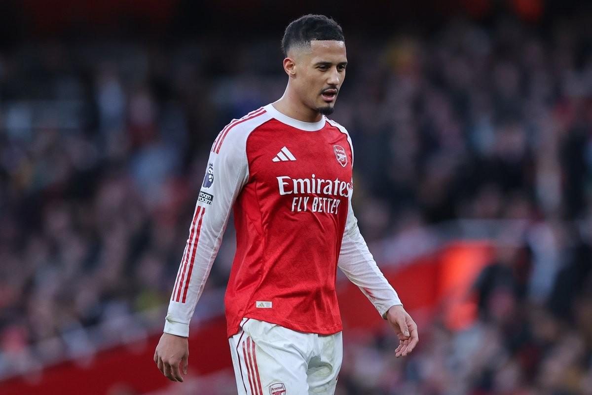 必一运动官方网站-记者:萨利巴因轻微脚踝扭伤缺阵,只是出于预防考虑