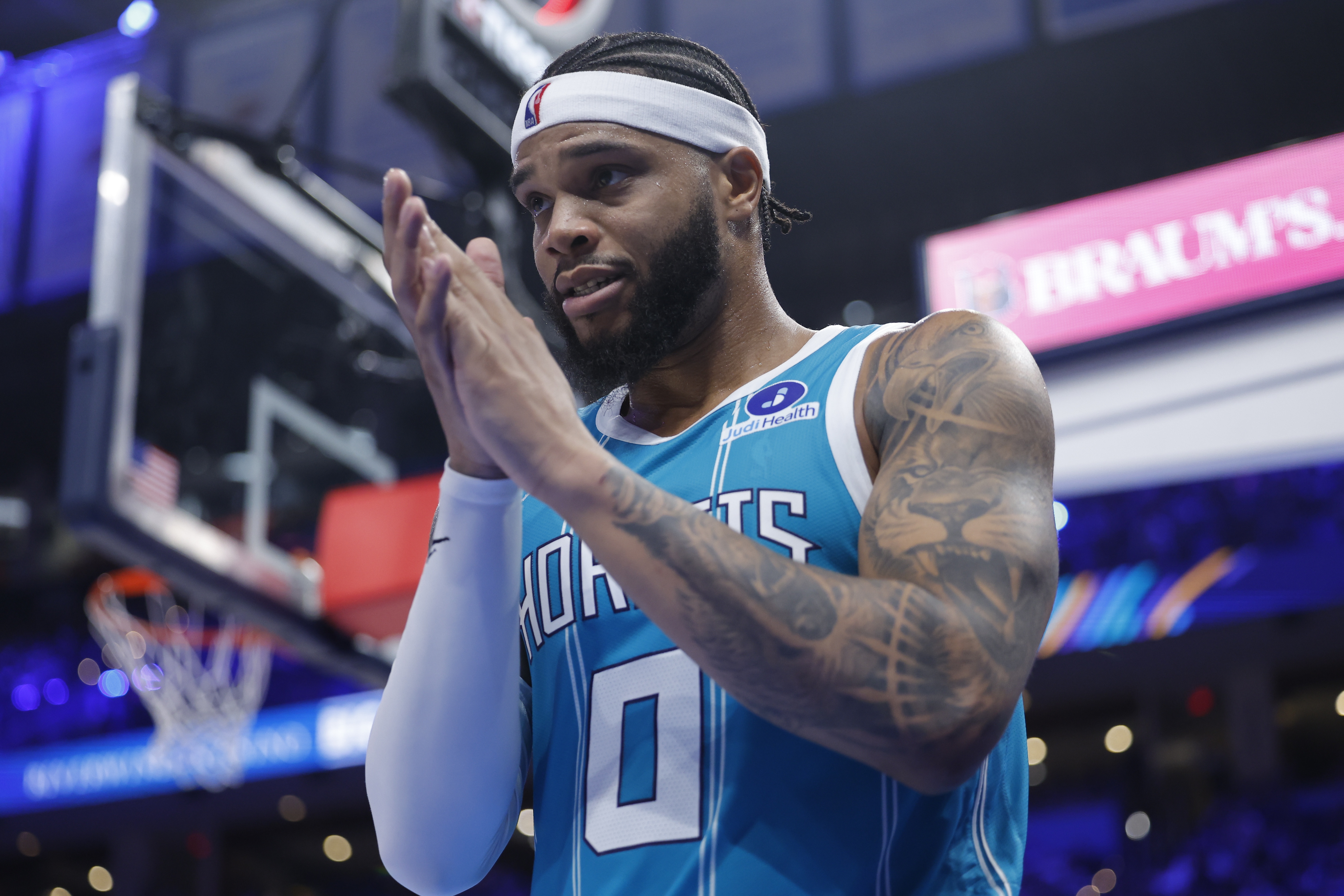 必一运动-相当高效!布里奇斯15中11砍球队第二高26分 三分4中3&正负值+14