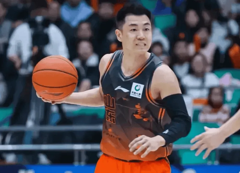 必一运动-今晚广厦vs山东大名单：朱俊龙、胡金秋出战，高诗岩在列